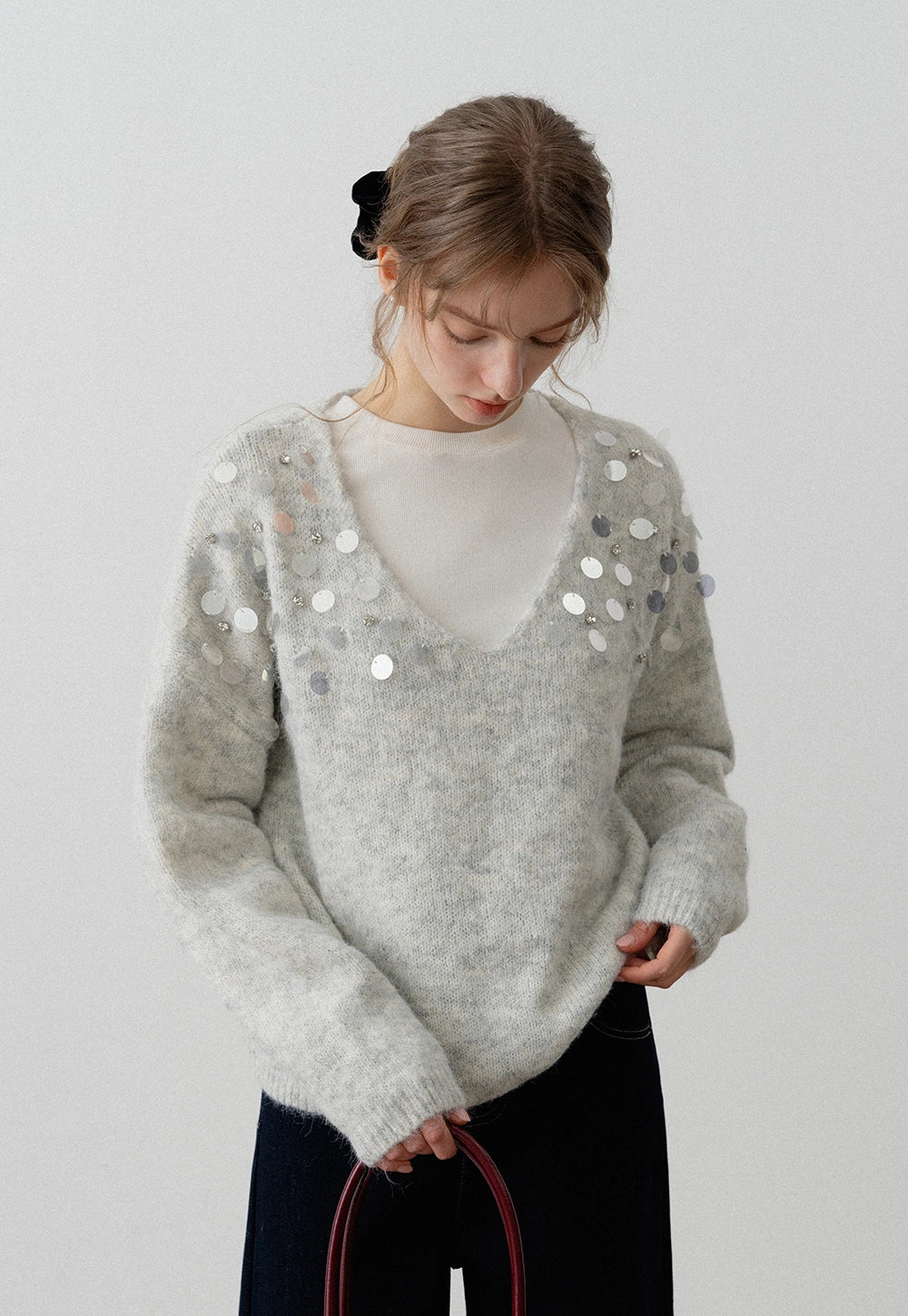 Women's V-Neck Sequin Embellished Knit Sweater