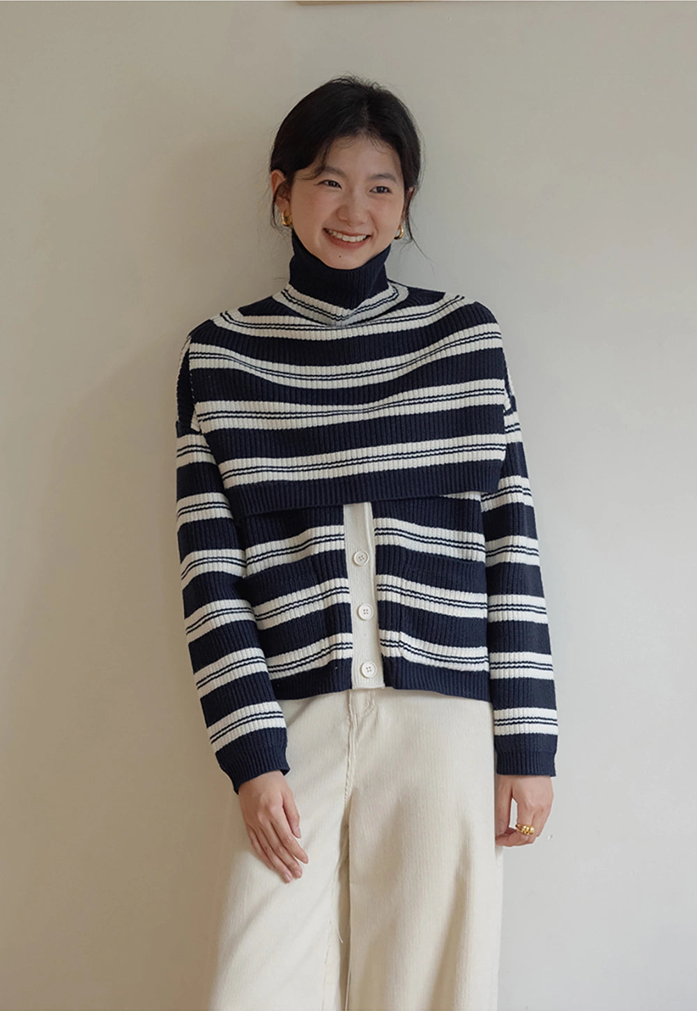 Striped Ribbed Urtleneck Sweater