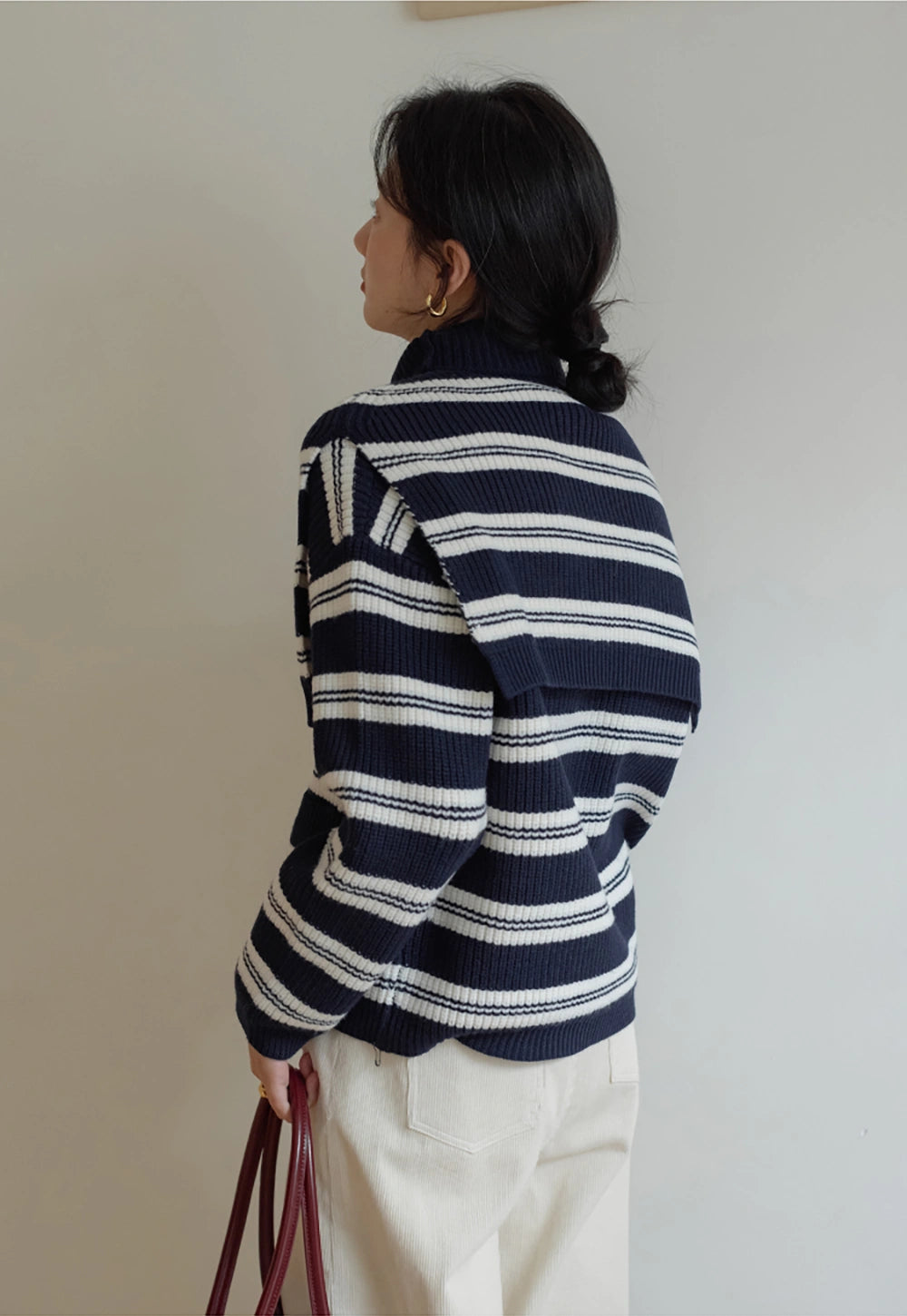 Striped Ribbed Urtleneck Sweater