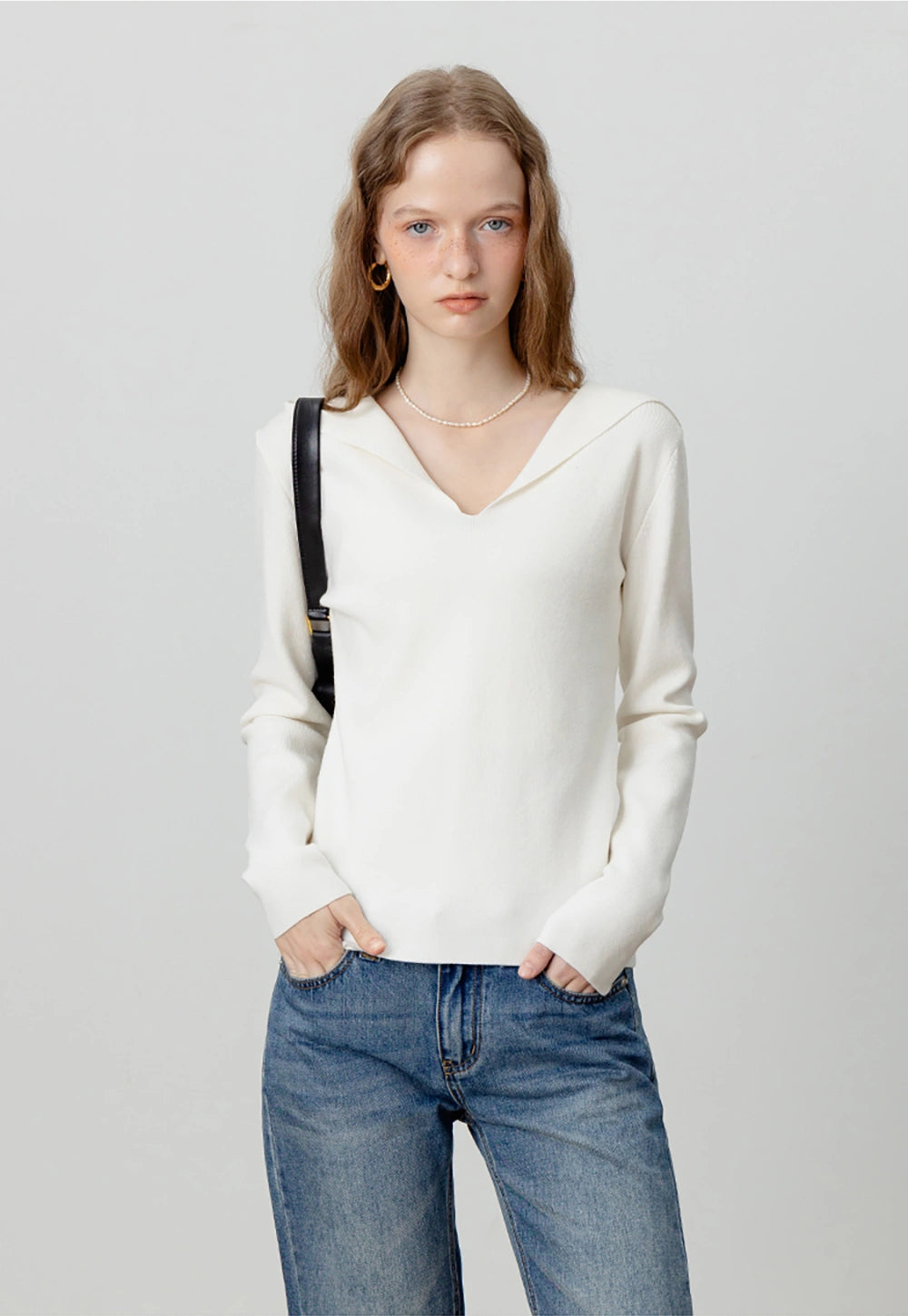 Women's Collared Long Sleeve Knit Top