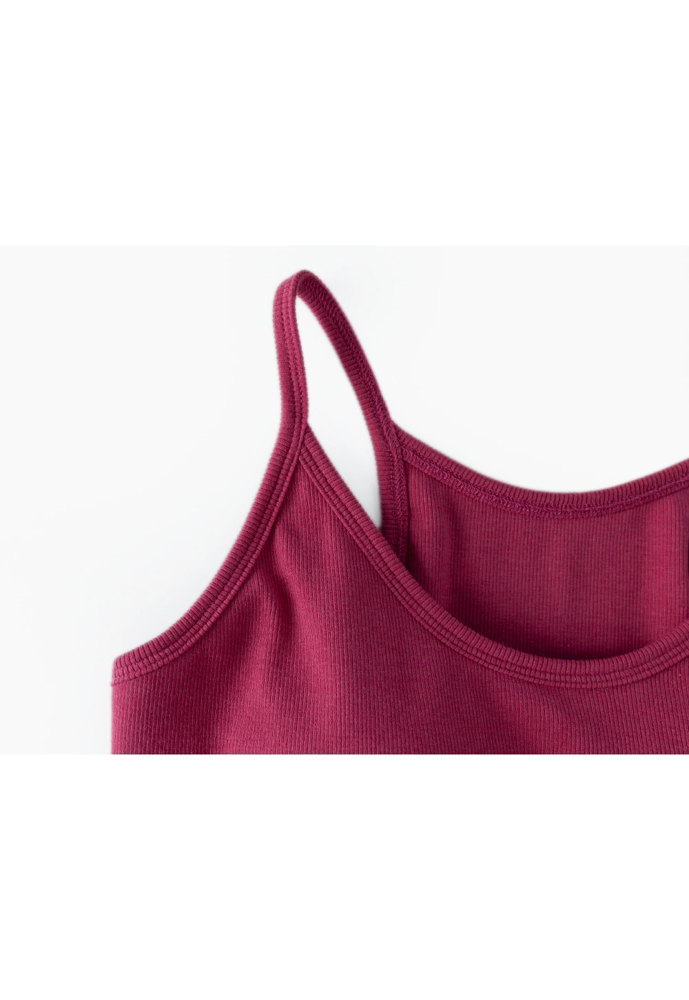 Grundlegendes rosafarbenes geripptes Camisole-Top für Damen