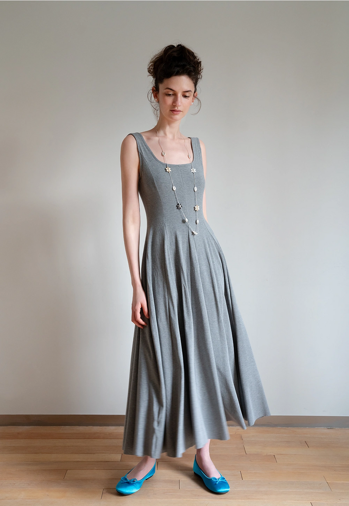 Sleeveless Pleated Dress