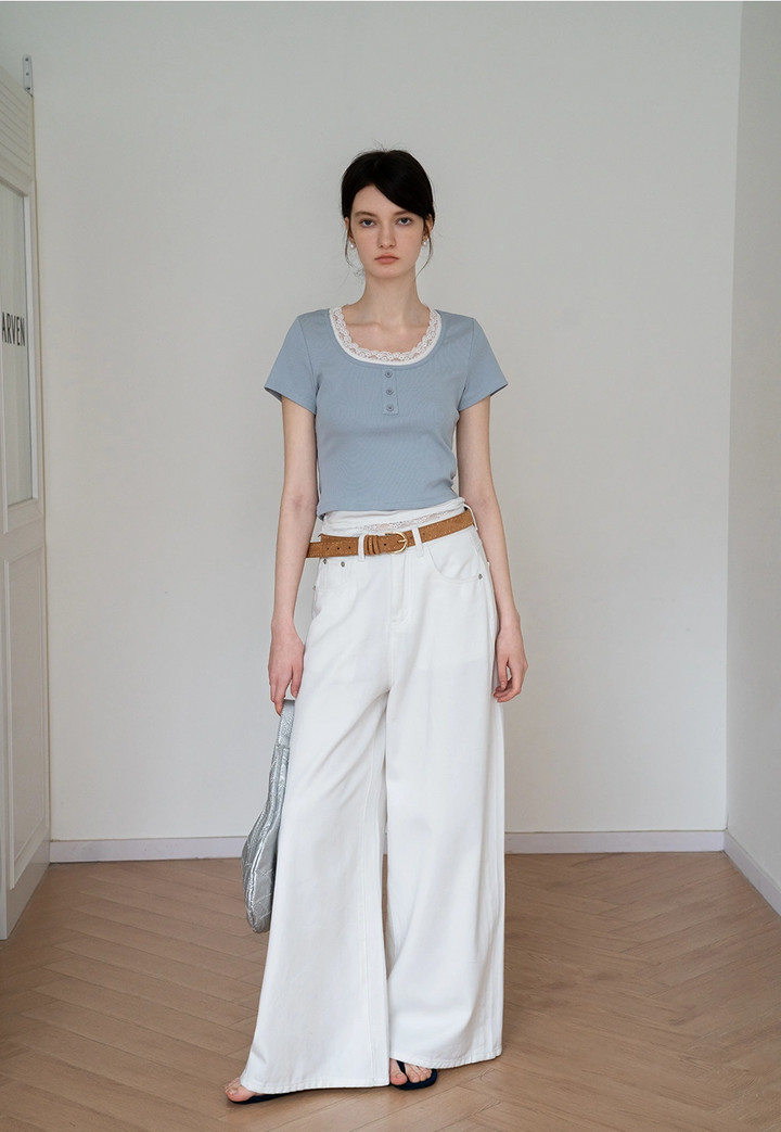 Classic High-Waist Wide-Leg Jeans