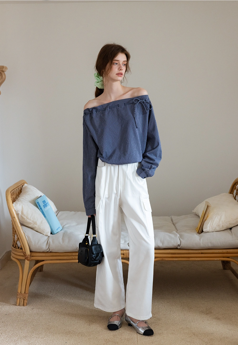 Wide-Leg Cargo Pants with Elastic Waist