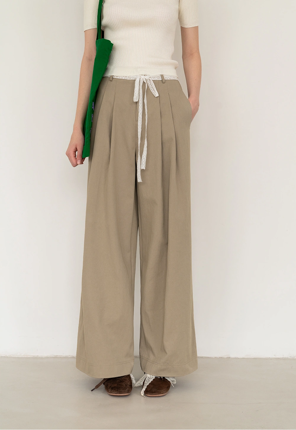 Casual Pleated Wide-Leg Pants with Drawstring Detail