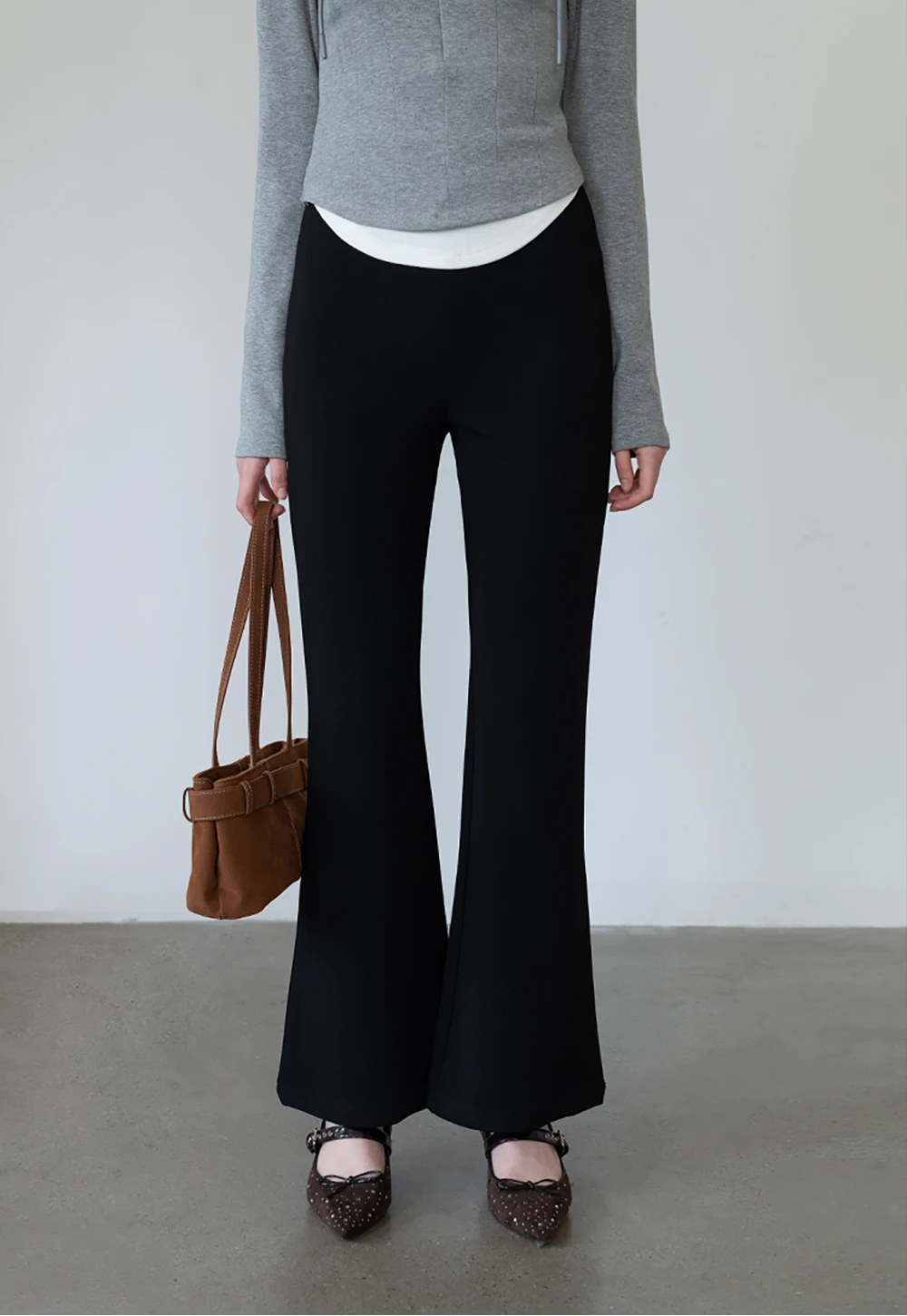 Stretch Slim-Fit Flared Model Pants