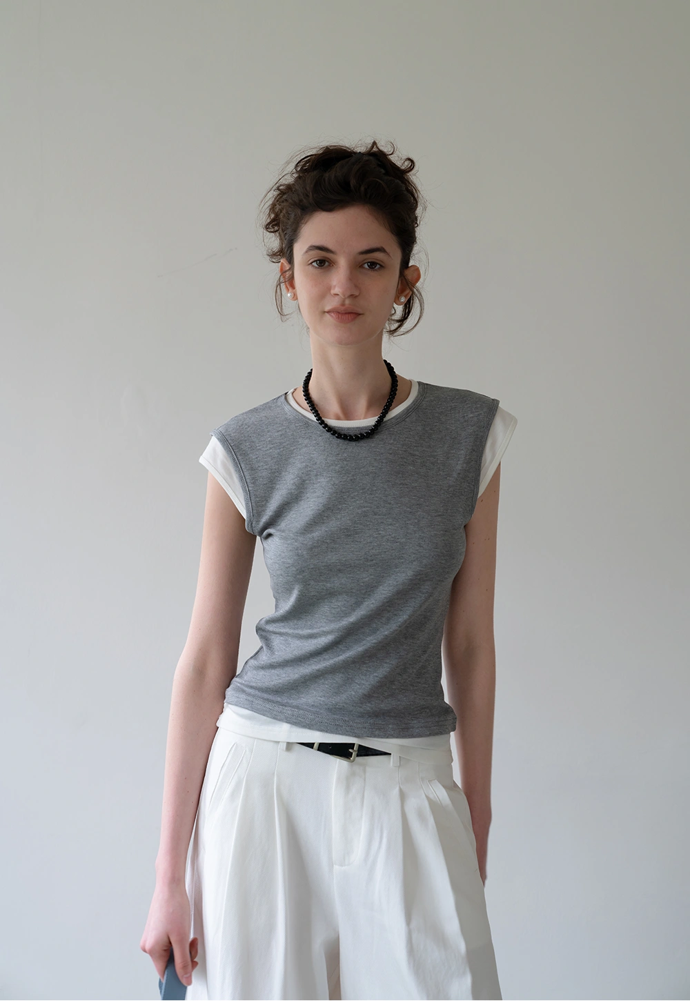 Layered Contrast Trim Sleeveless Tee