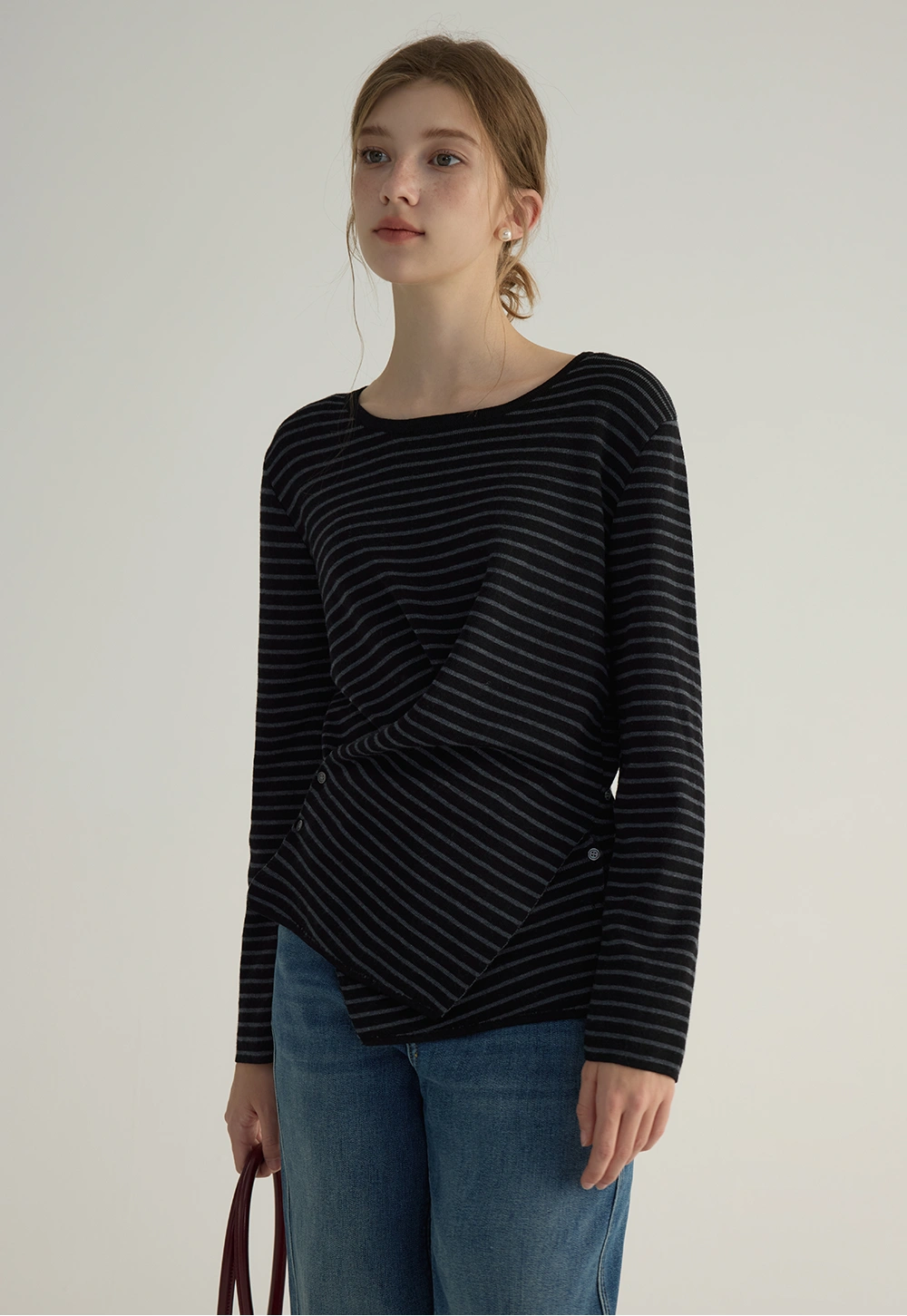 Women's Striped Asymmetric Hem Long Sleeve Top