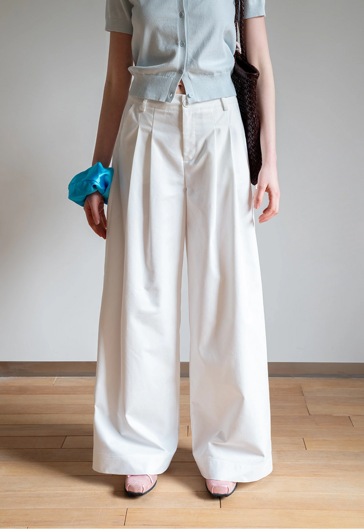 Women's Wide-Leg Pleated Pants