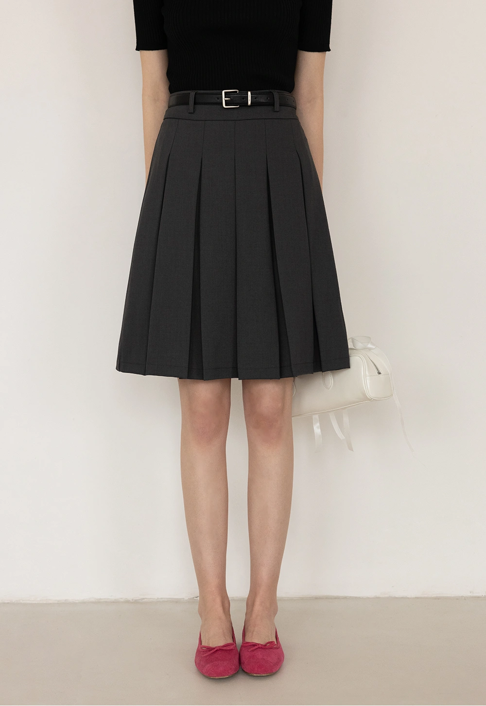 High-Waist Korean Style Pleated Midi Skirt With Belt