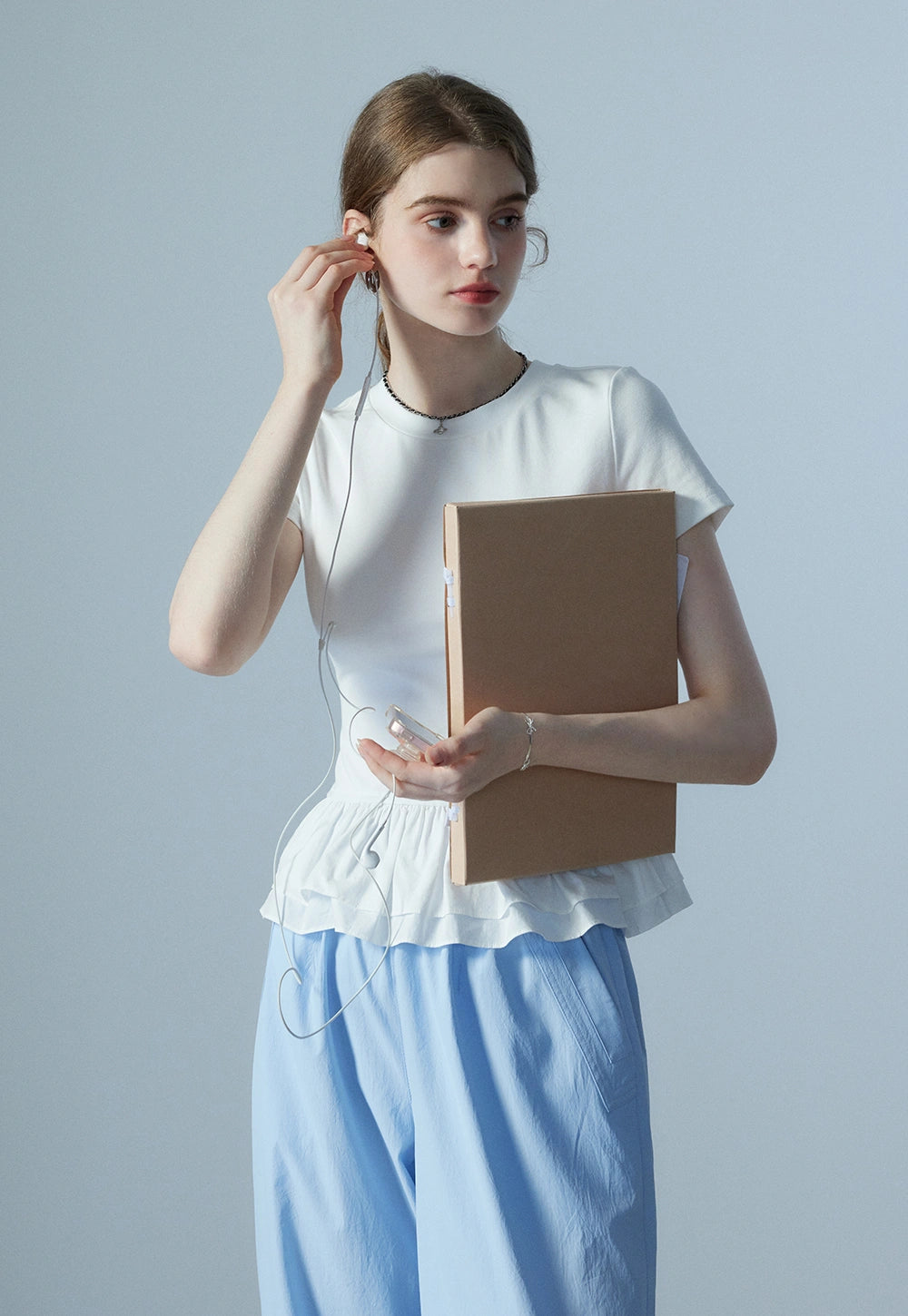 T-shirt court à ourlet volanté pour femmes