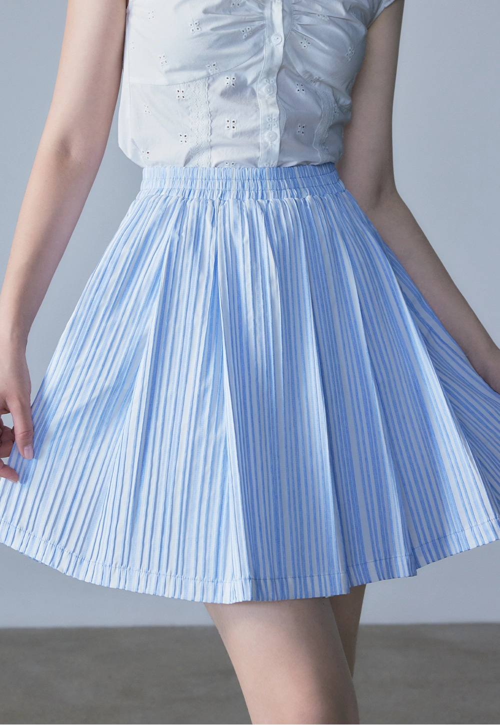 Women's Striped Pleated Skirt