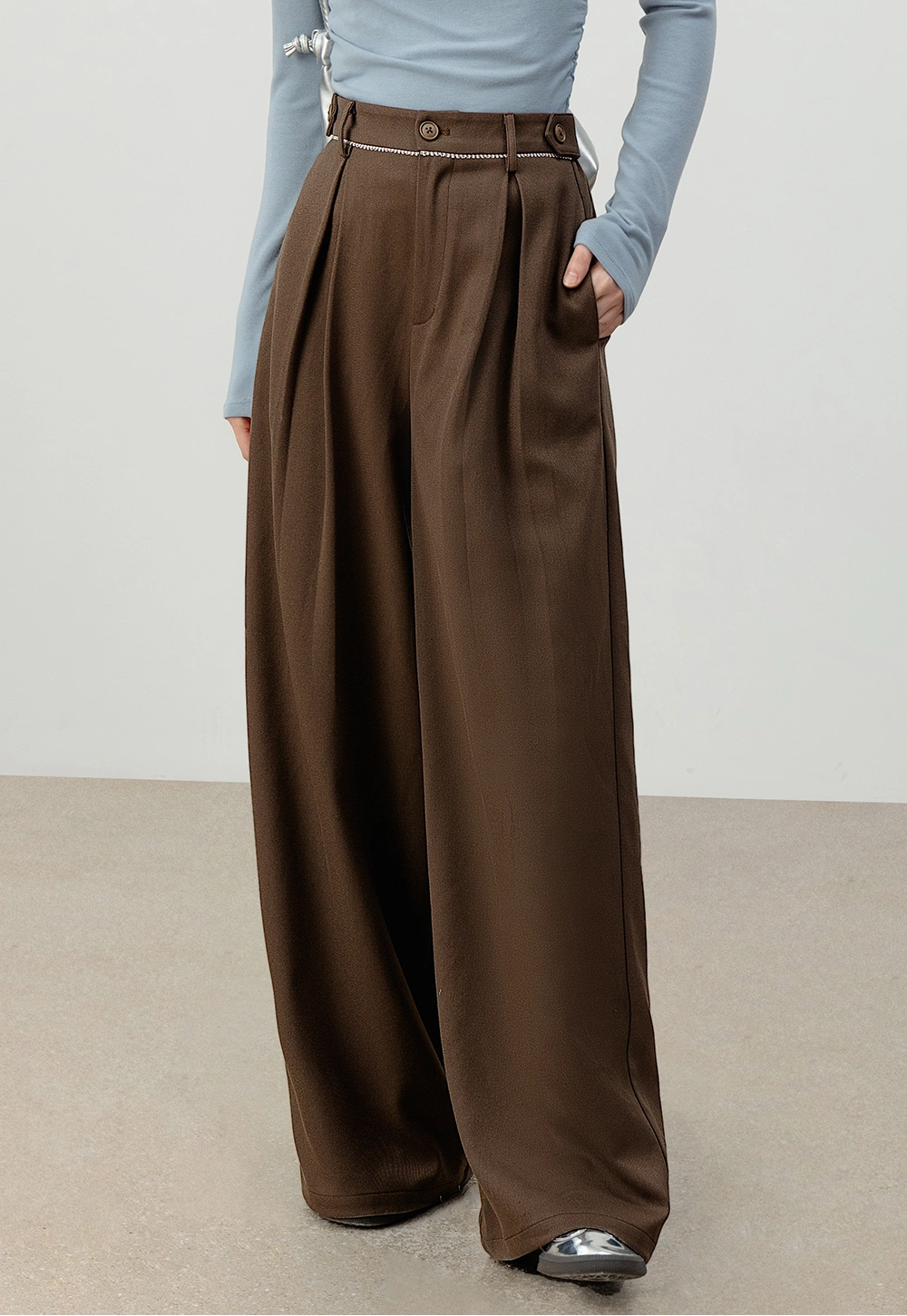 Women's Wide-Leg High-Waisted Trousers