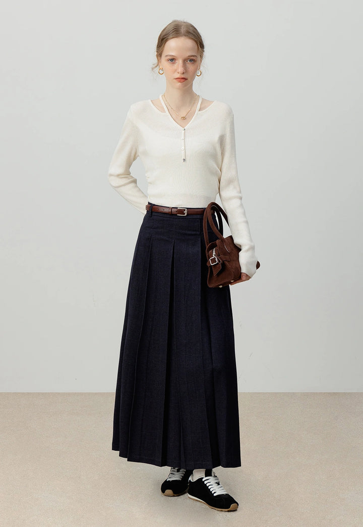 Women's Pleated Maxi Skirt with Belt