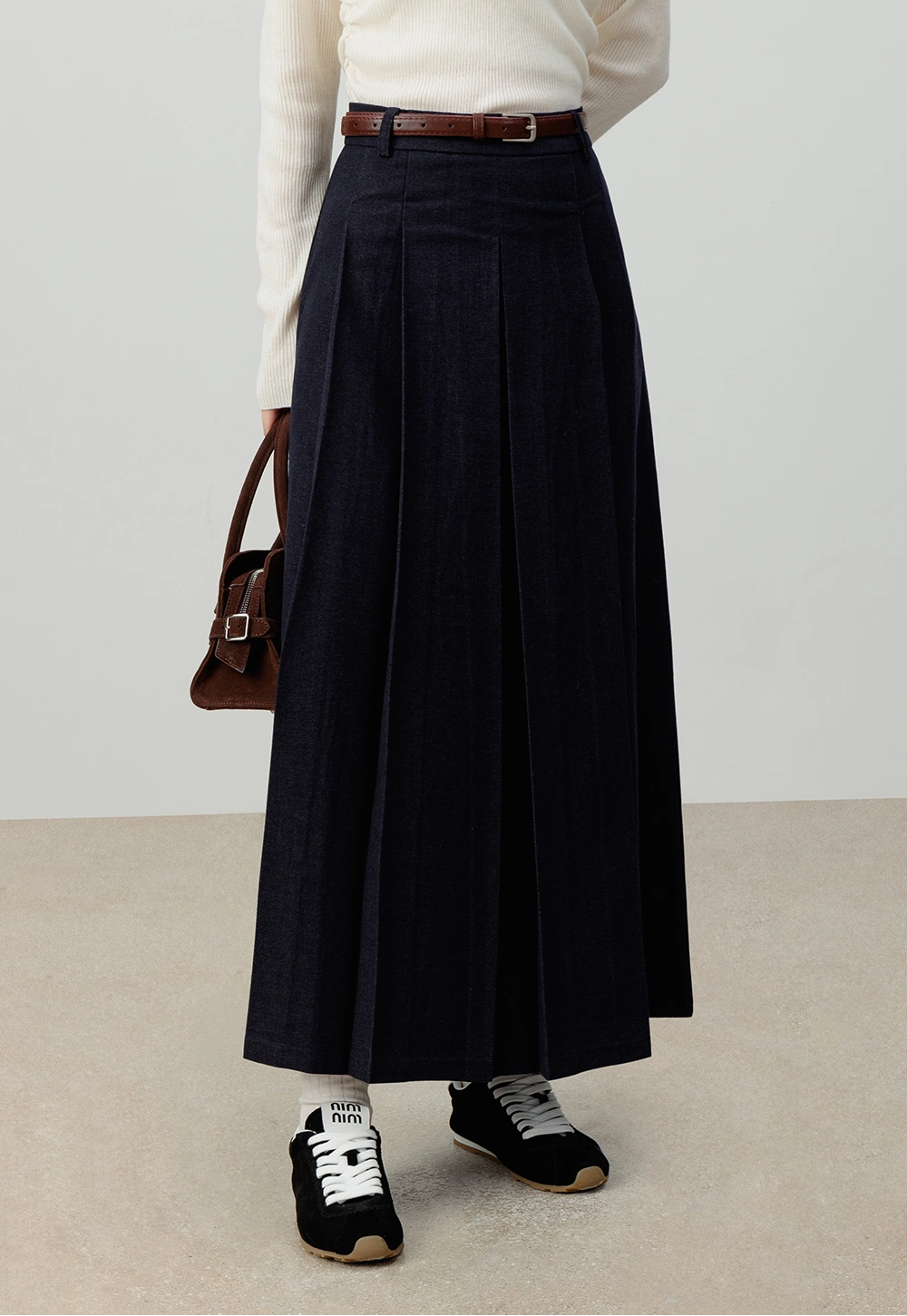 Women's Pleated Maxi Skirt with Belt