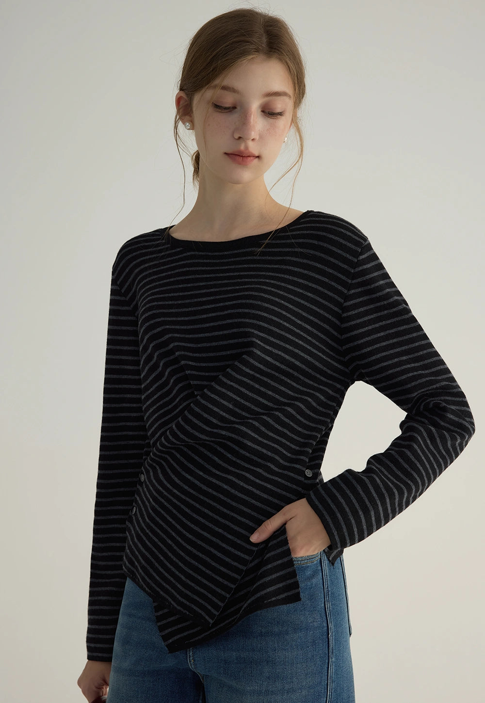 Women's Striped Asymmetric Hem Long Sleeve Top