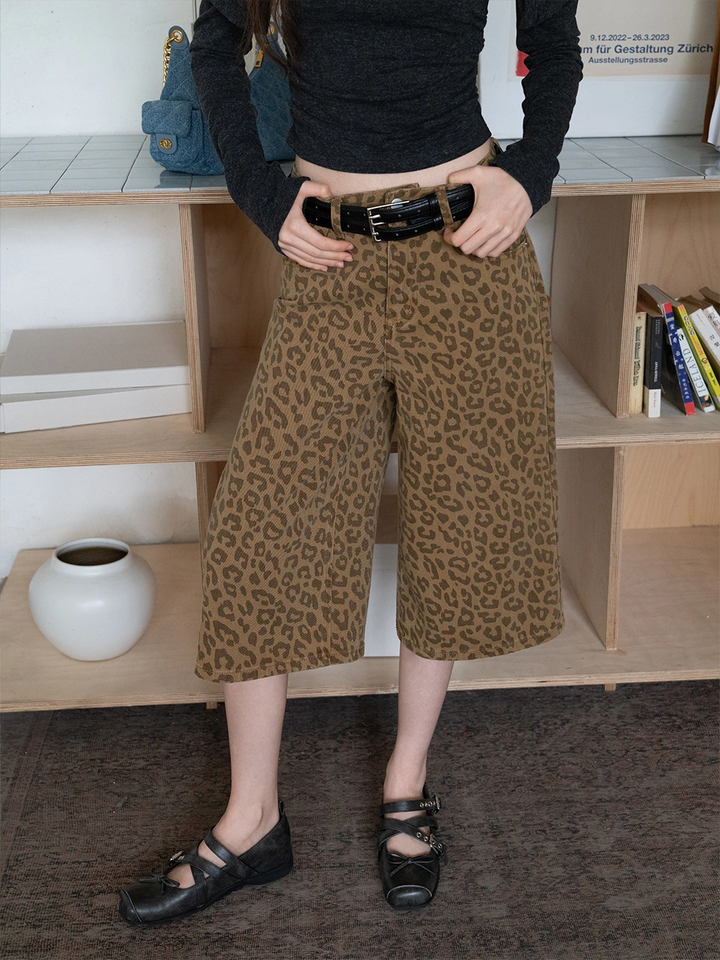 Leopard Print Wide-Leg Pant