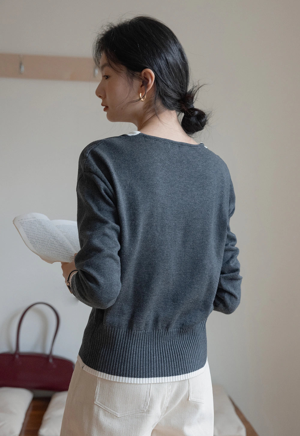 Two-Tone V-Neck Knit Sweater