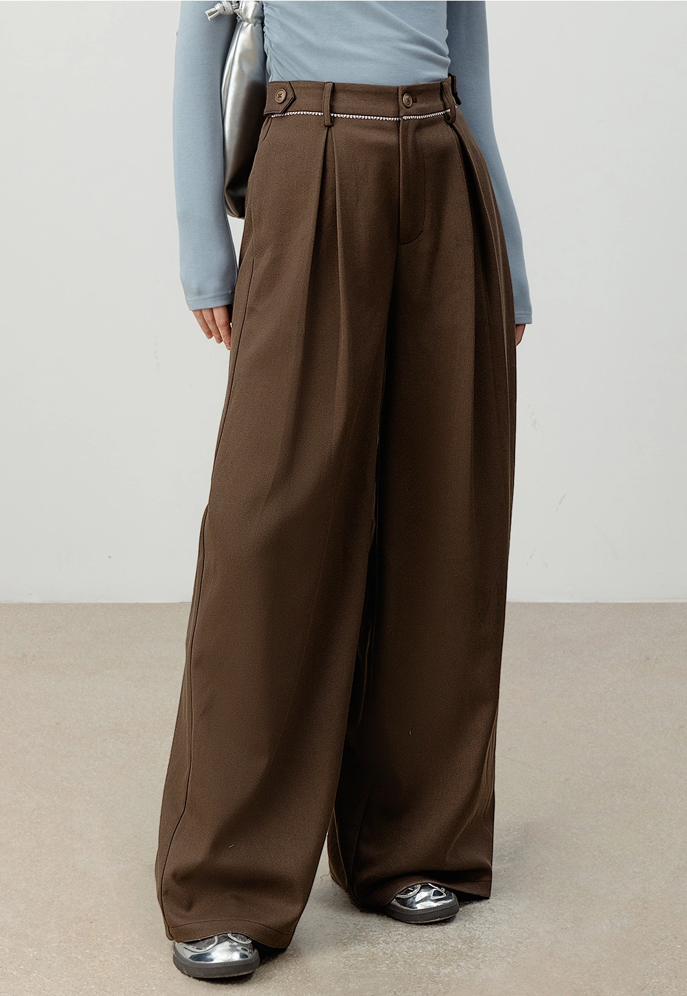 Women's Wide-Leg High-Waisted Trousers