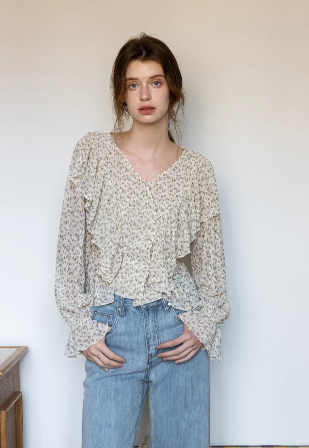 Women's V-Neck Ruffle Floral Blouse