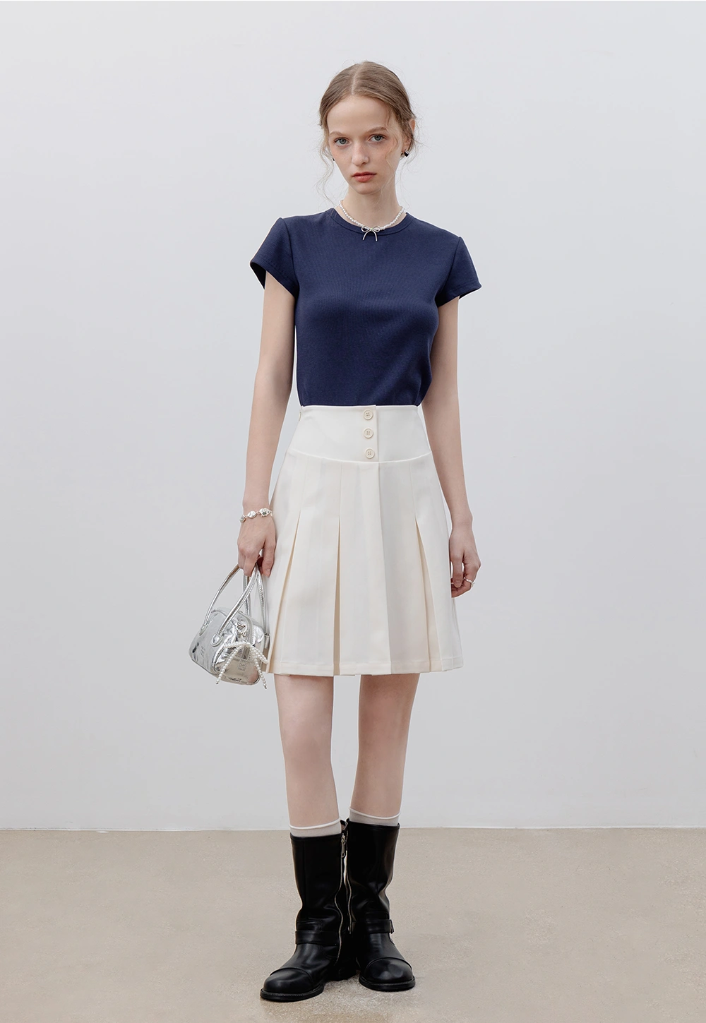 Women's High-Waisted Pleated Skirt with Button Detail