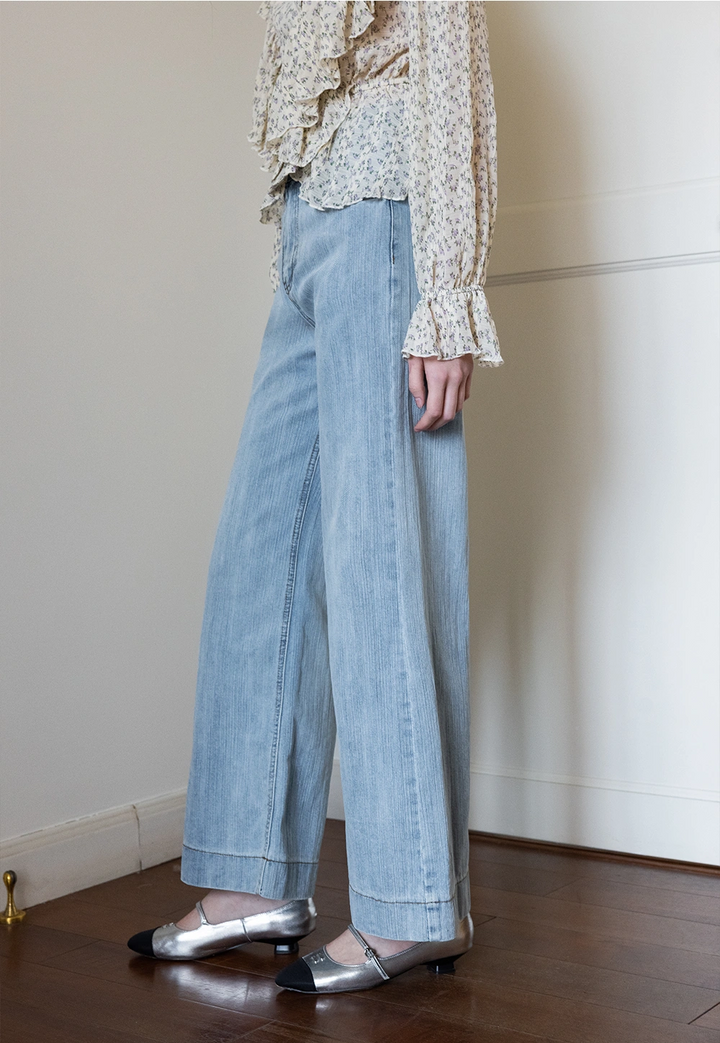 Women's Wide-Legged Denim Pants