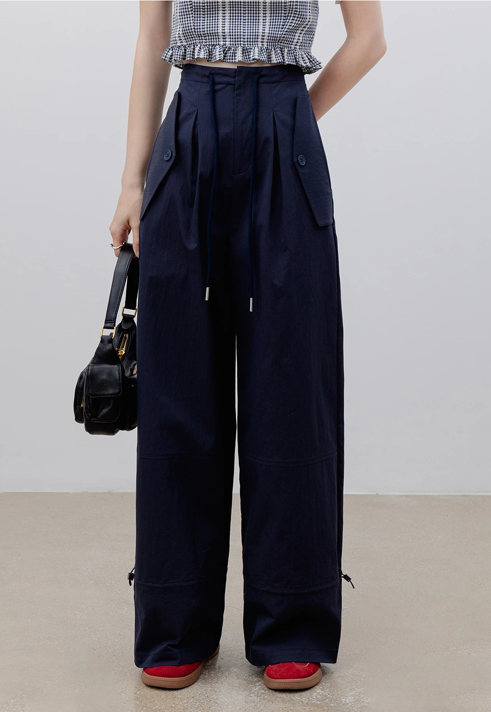 Women's High-Waisted Wide-Leg Cargo Pants