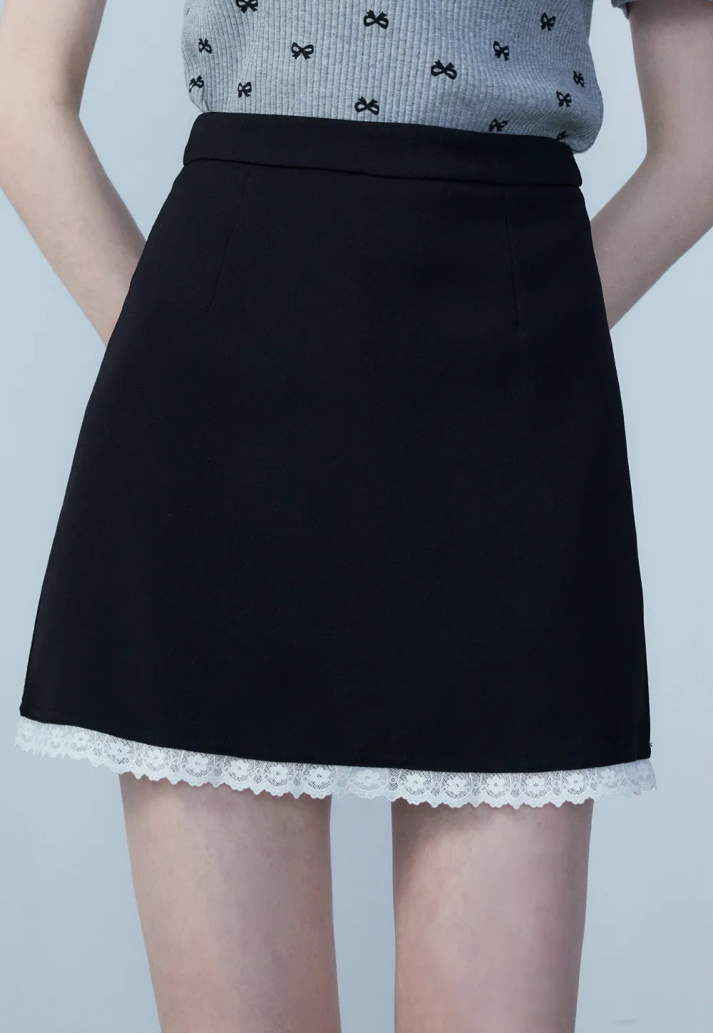 Women's Elegant Mini Skirt with Lace Trim