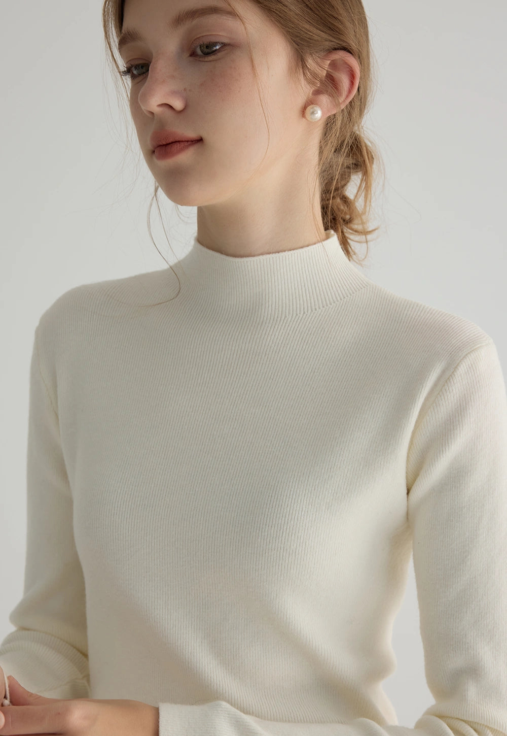 Women's Ribbed Mock Neck Sweater