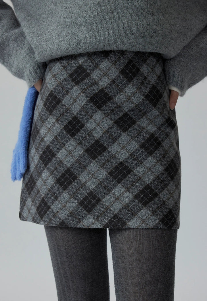 Women's Diagonal Plaid A-Line Wool Skirt