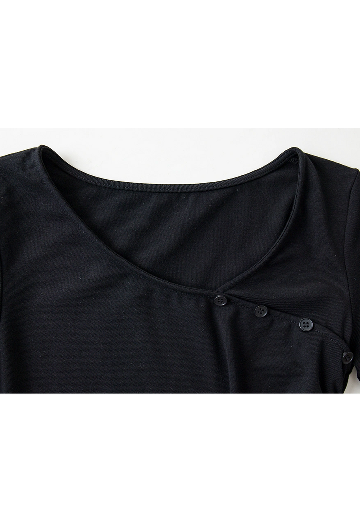 Asymmetrisches Damen-T-Shirt mit Knopfdetail