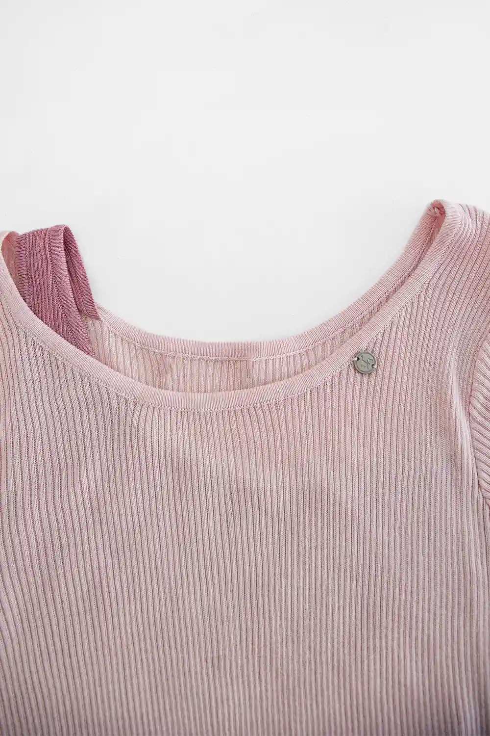 Pull en tricot doux avec un design élégant et un style polyvalent