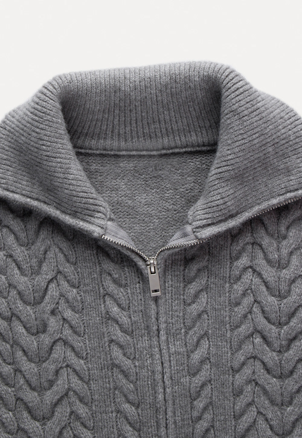 Women's Cable Knit Zip-Up Cardigan