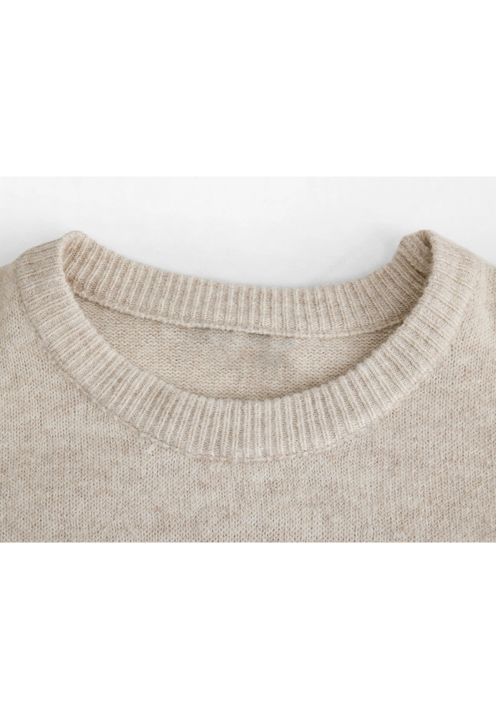 Sweater Knit Makhluk Aneh
