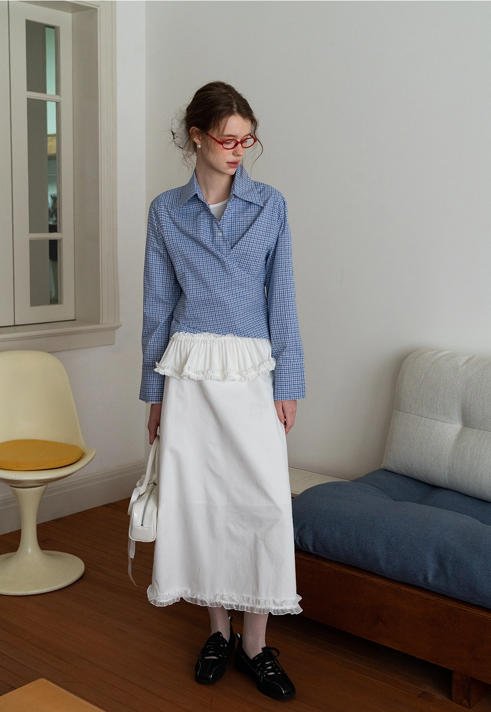 Women’s White Satin Ruffle Hem Skirt