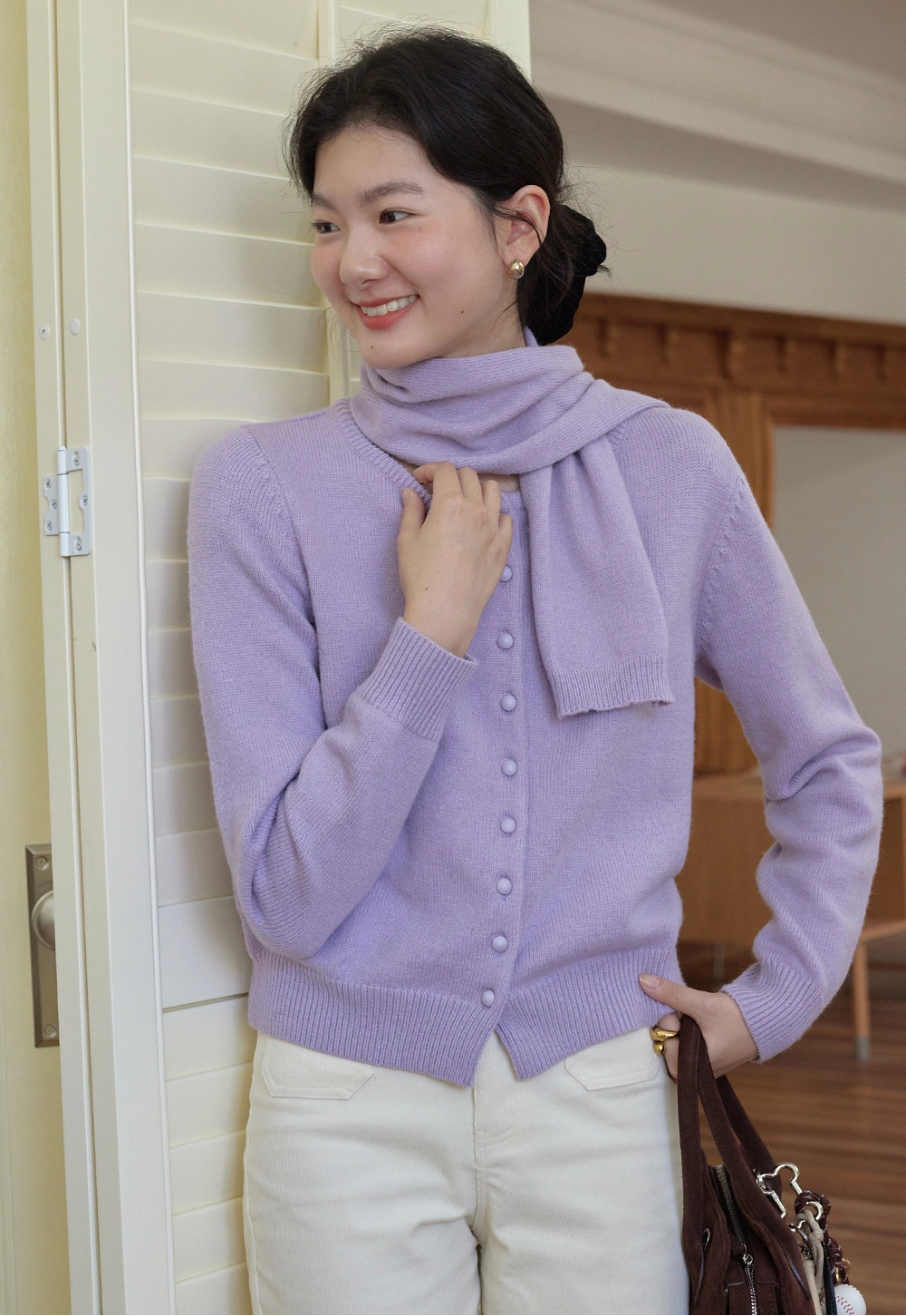 Women's Crew Neck Knit Cardigan with Scarf