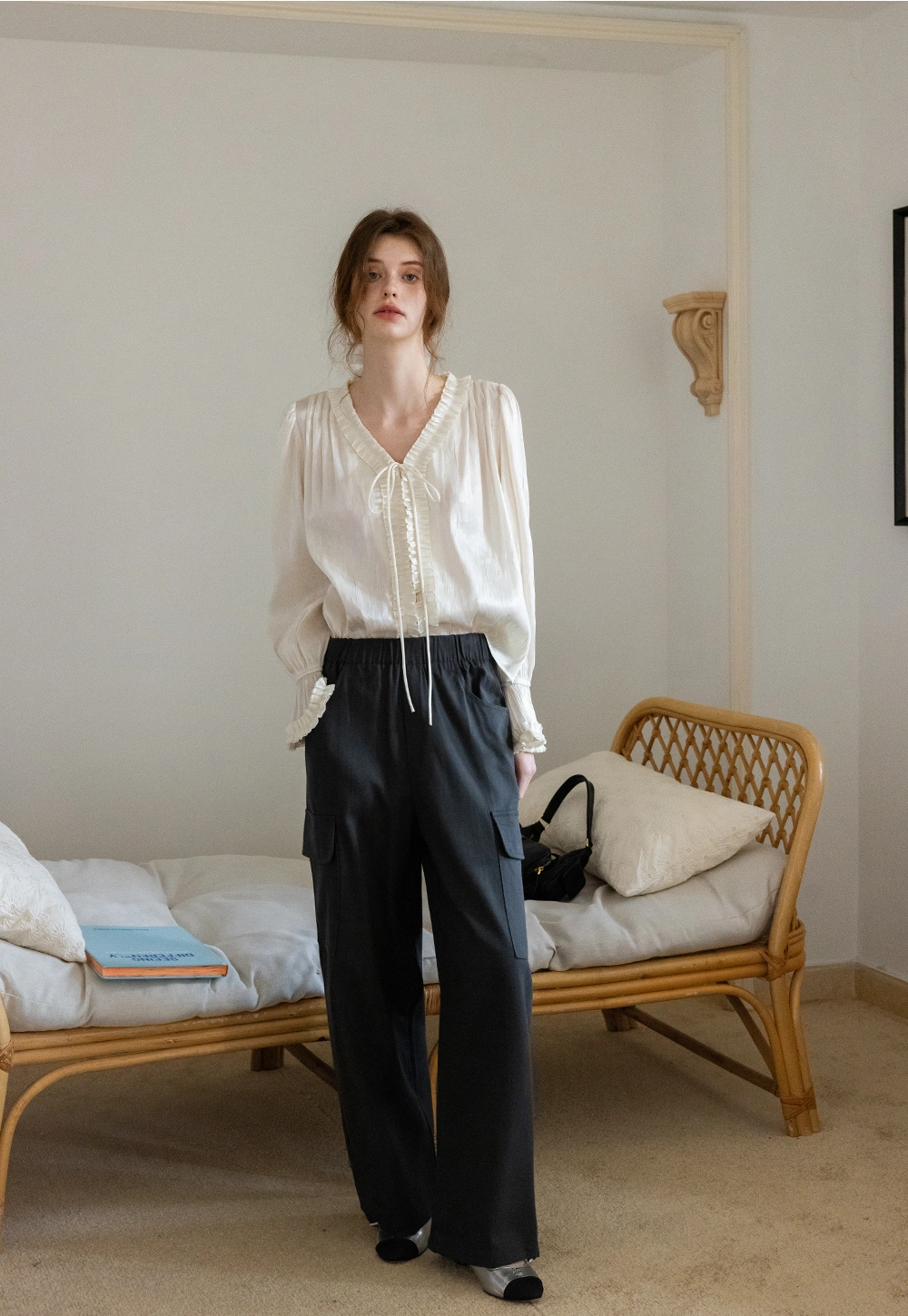 Wide-Leg Cargo Pants with Elastic Waist