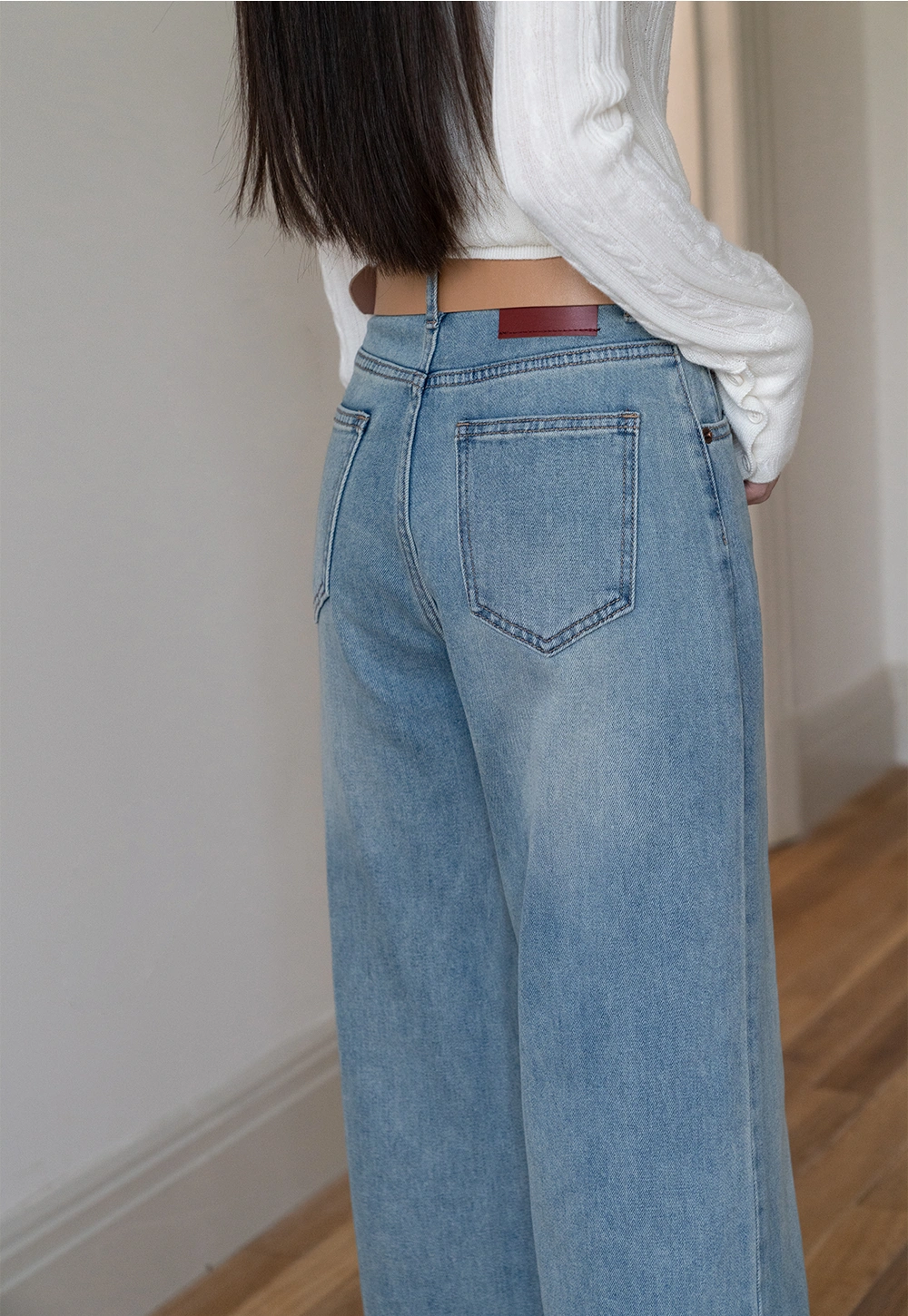 Wide-Leg Denim Jeans with Belt