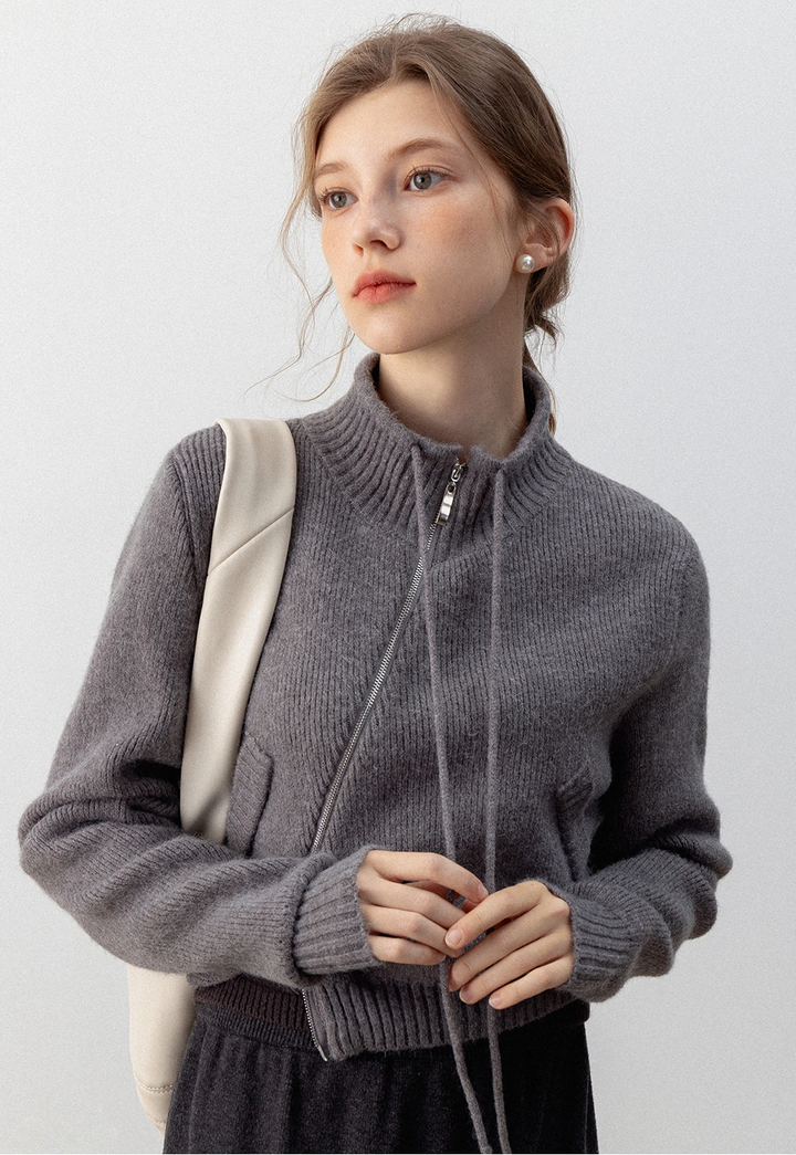 High-Neck Zip-Up Sweater With A Relaxed Fit