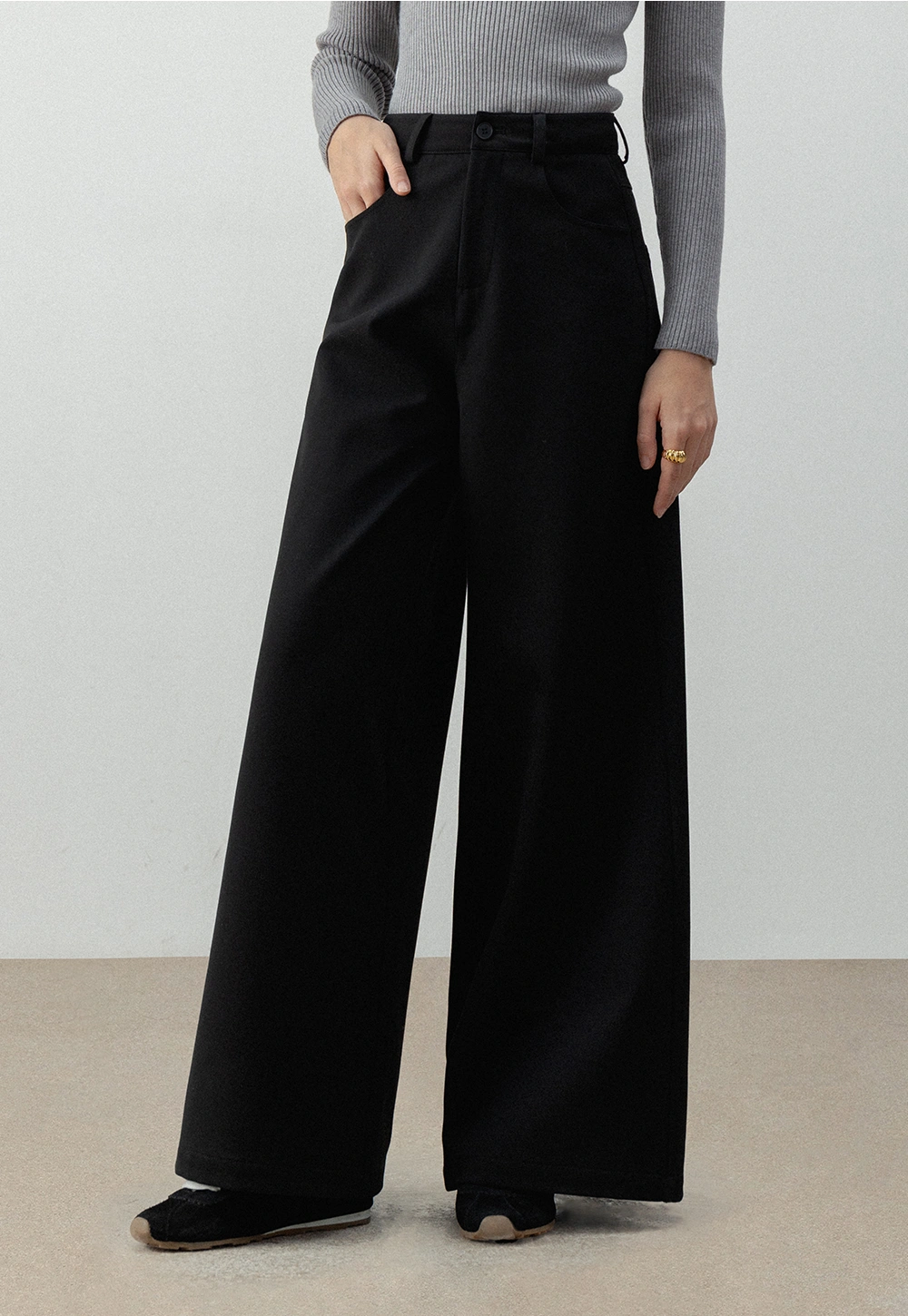 lack Wide-Leg Trousers