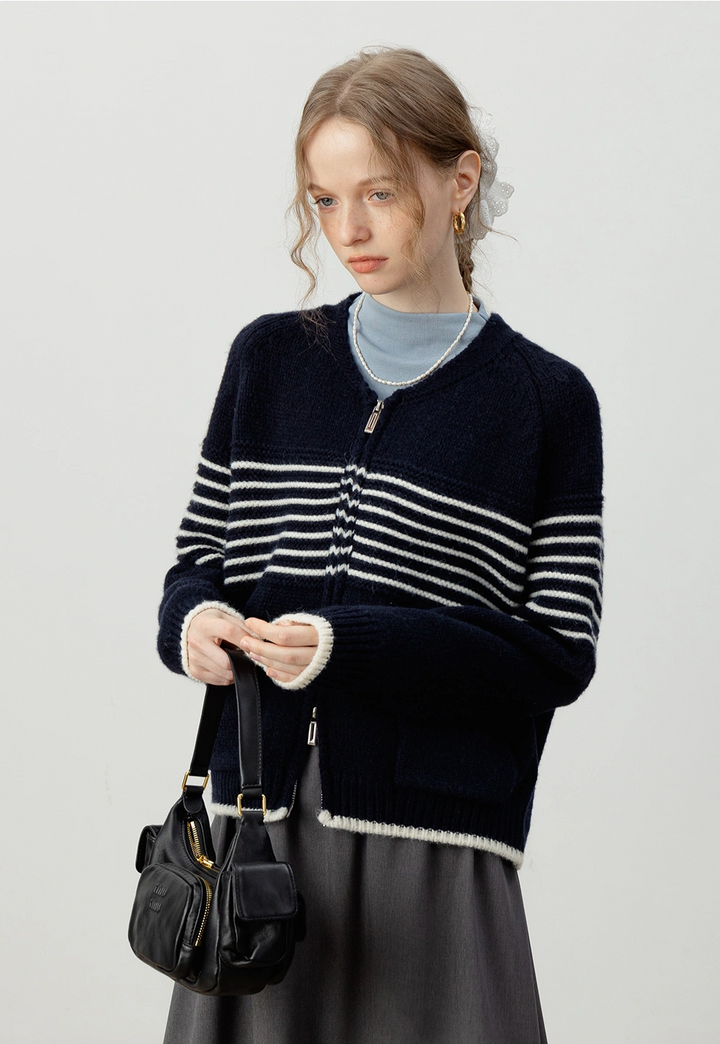 Women's Striped Knit Zip-Up Cardigan – Cozy Sweater with Pockets