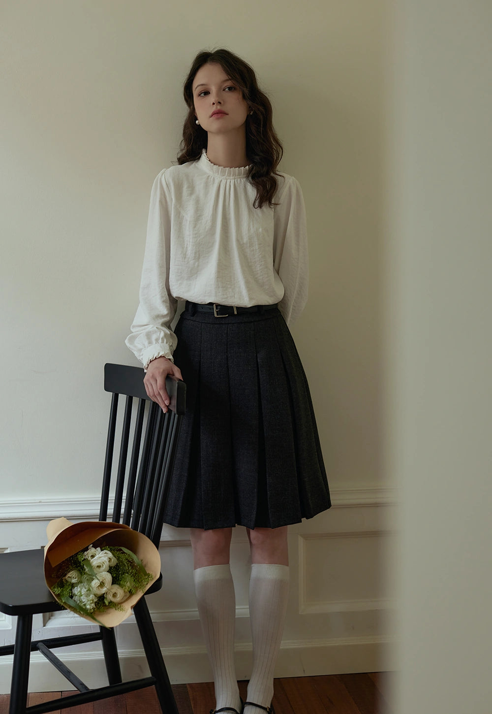 Women's Pleated Skirt with Belt Detail