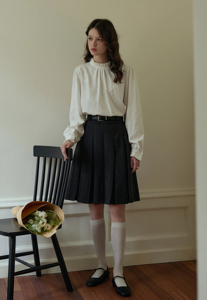 Women's Pleated Skirt with Belt Detail