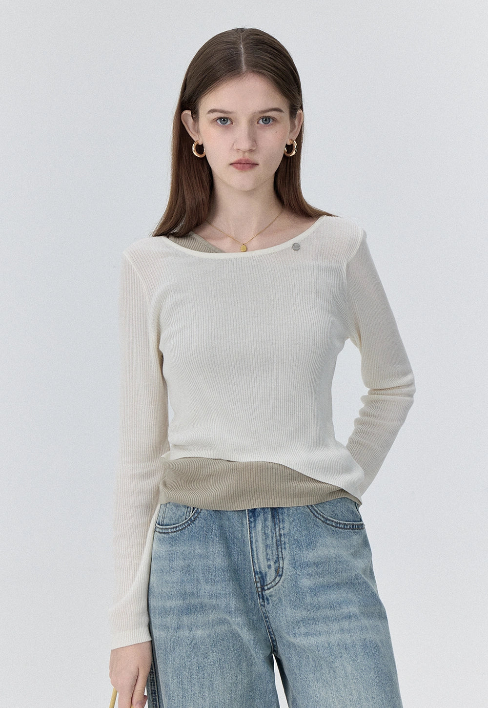 Soft Knit Pullover with Sleek Design and Versatile Style