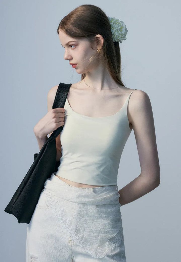 Camisole with built-in chest pads