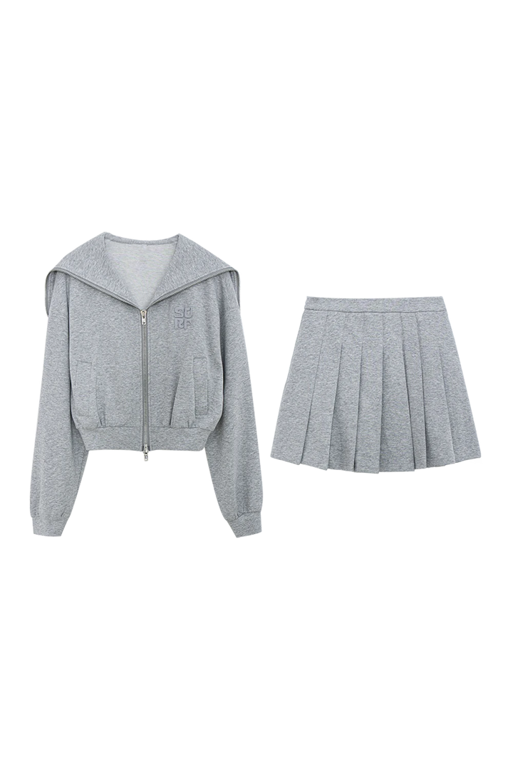 Sportliches Set aus Kapuzenpullover mit Reißverschluss und Faltenrock