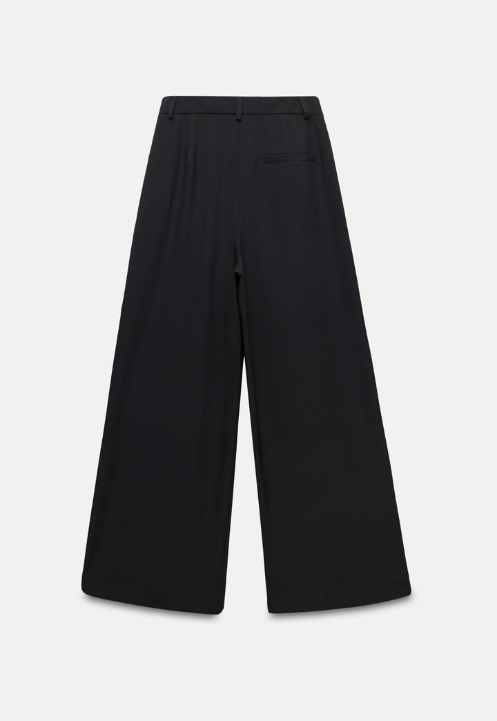 Chic Pleated Wide-Leg Pant